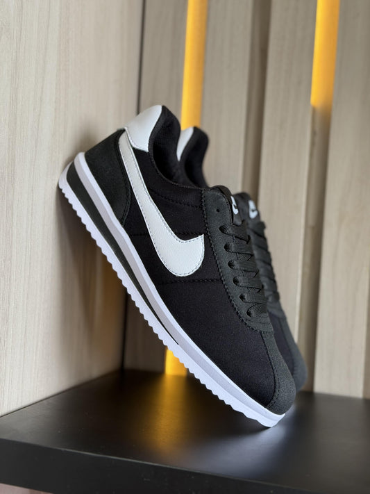 Calzado deportivo Nike Cortez